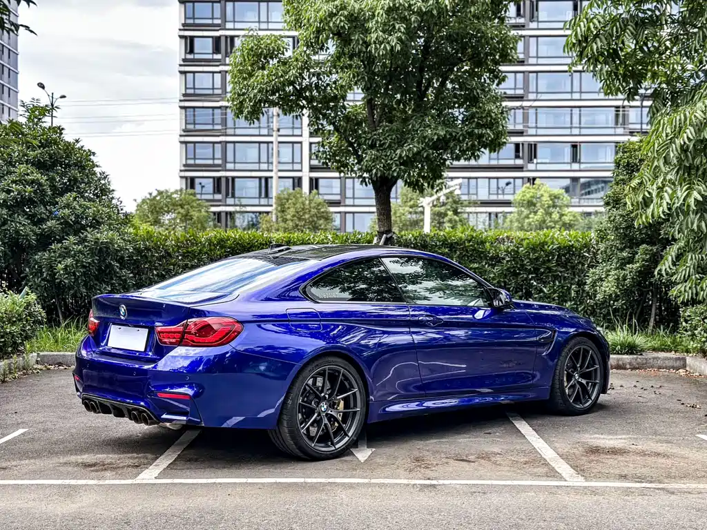 BMW M4