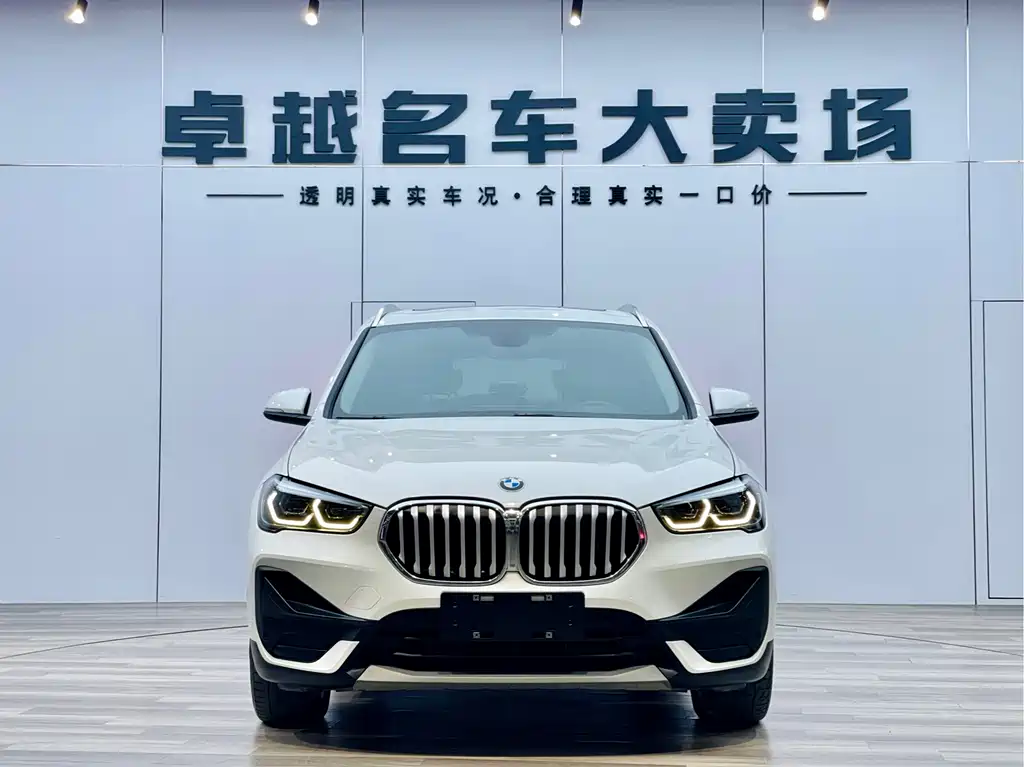 BMW  X1