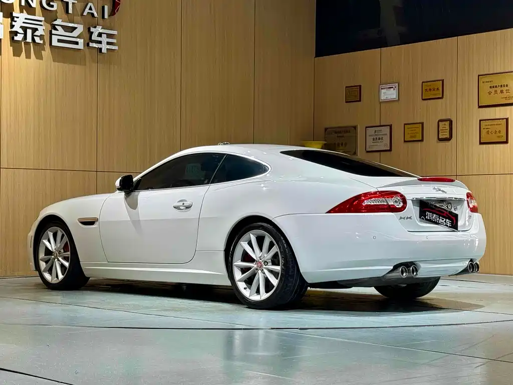 Jaguar XK — миниатюра 20