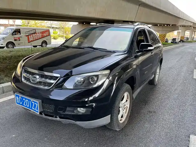 BYD  S6 2018
