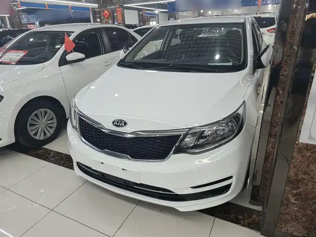 KIA  K2 2017
