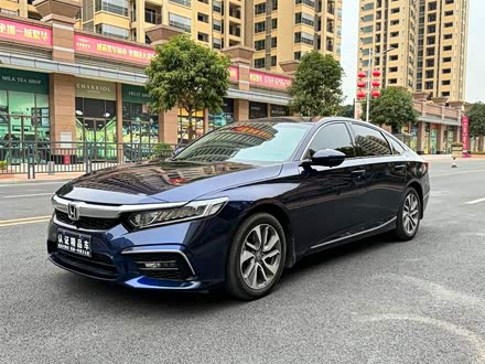 英仕派 2019款 260TURBO 精致版 国VI