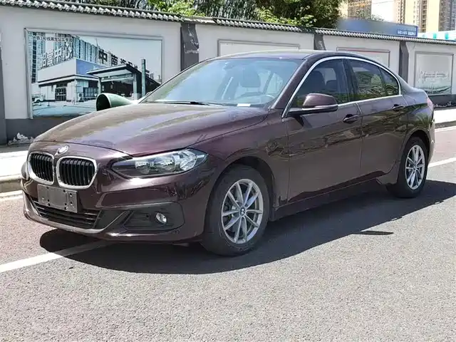 BMW  1 SERIES 2019