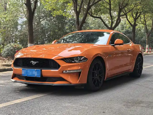 FORD MUSTANG 2021