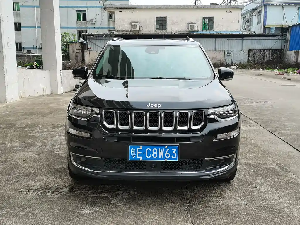 JEEP GRAND COMMANDER