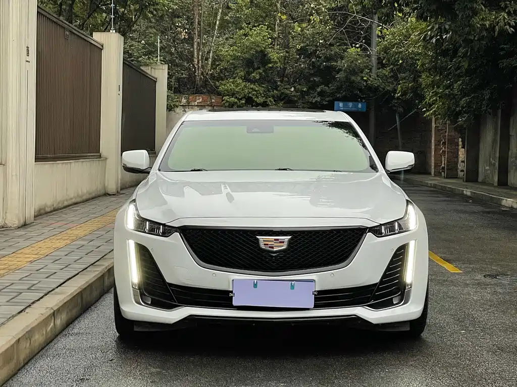 CADILLAC  CT5