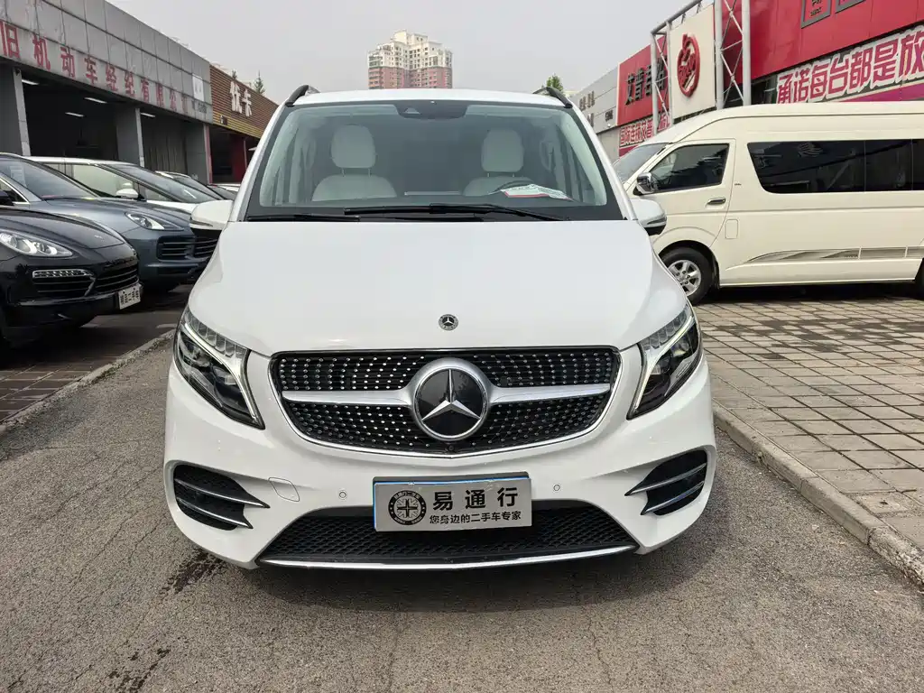 MERCEDES-BENZ V CLASS