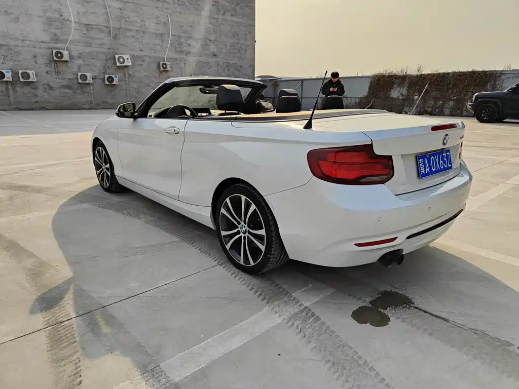 BMW 2 SERIES