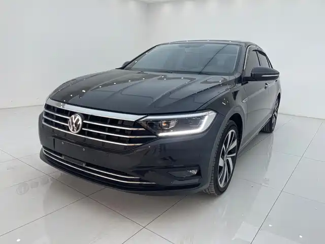 VOLKSWAGEN SAGITAR 2022