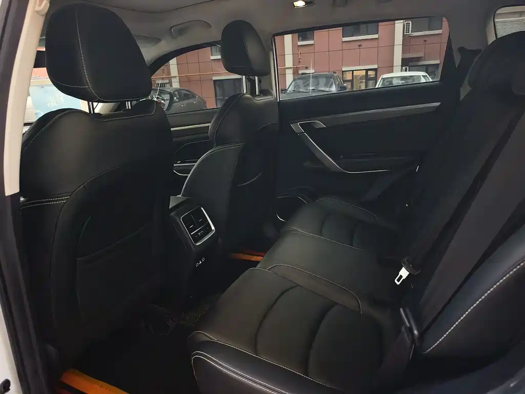 GEELY AUTOMOBILE BOYUE