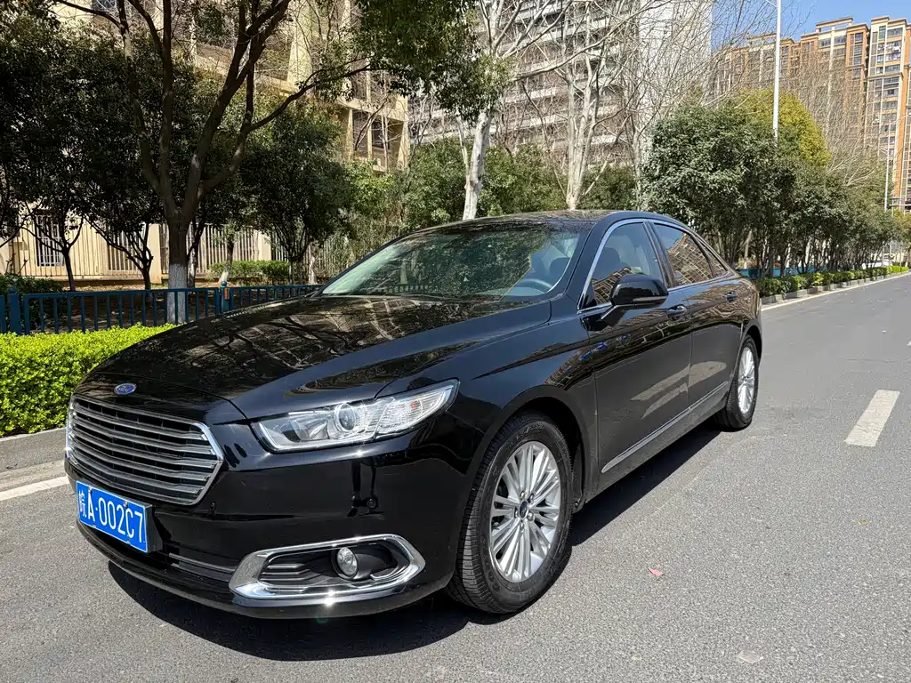 FORD TAURUS