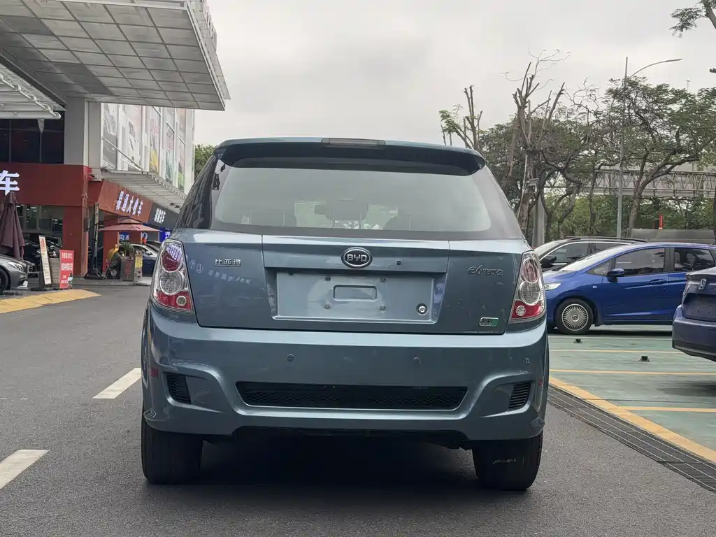 BYD e6 — миниатюра 7