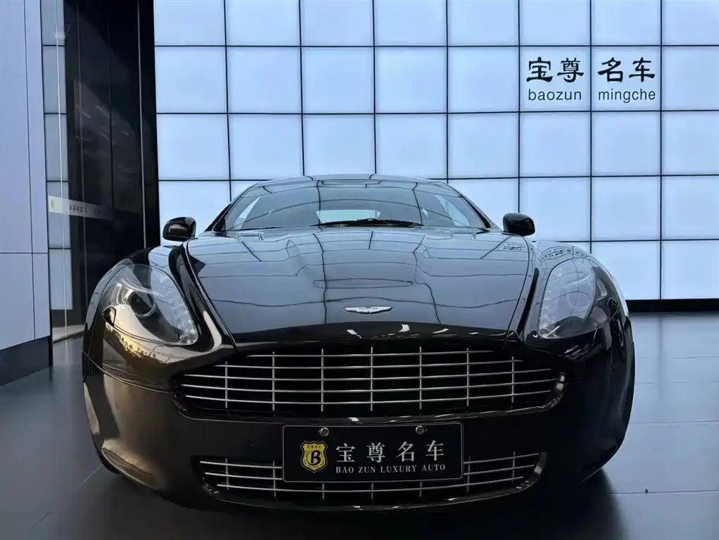 Aston Martin Rapide 2013