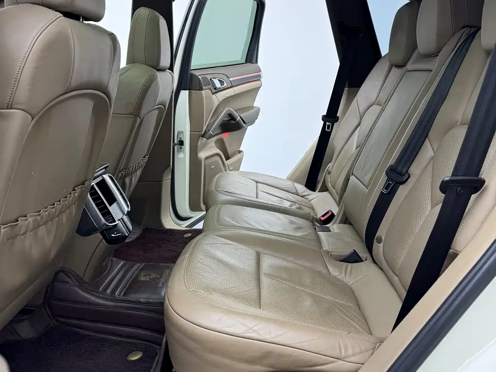 Porsche Cayenne 2011 Cayenne S 4.8L