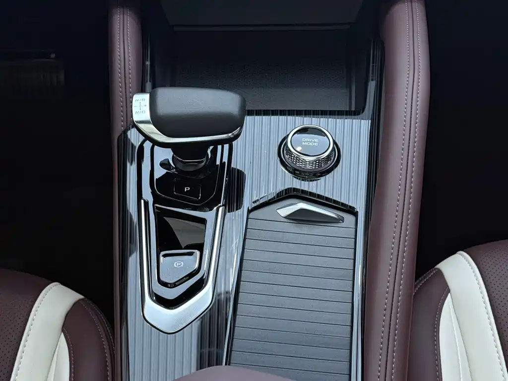 GEELY AUTOMOBILE XINGYUE L