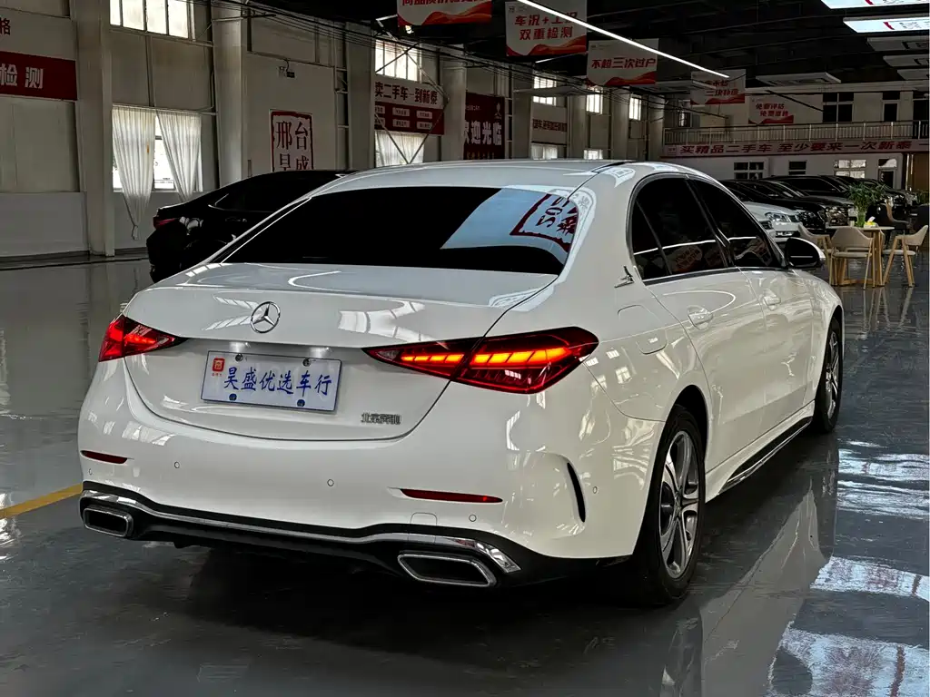 MERCEDES-BENZ C CLASS