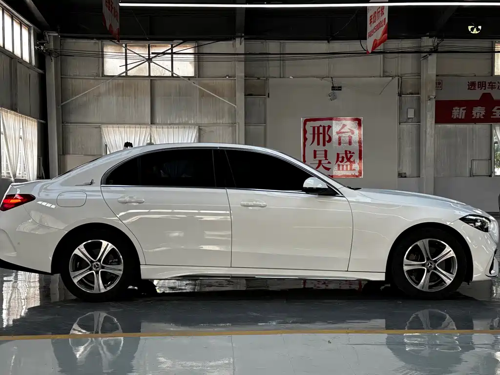 MERCEDES-BENZ C CLASS