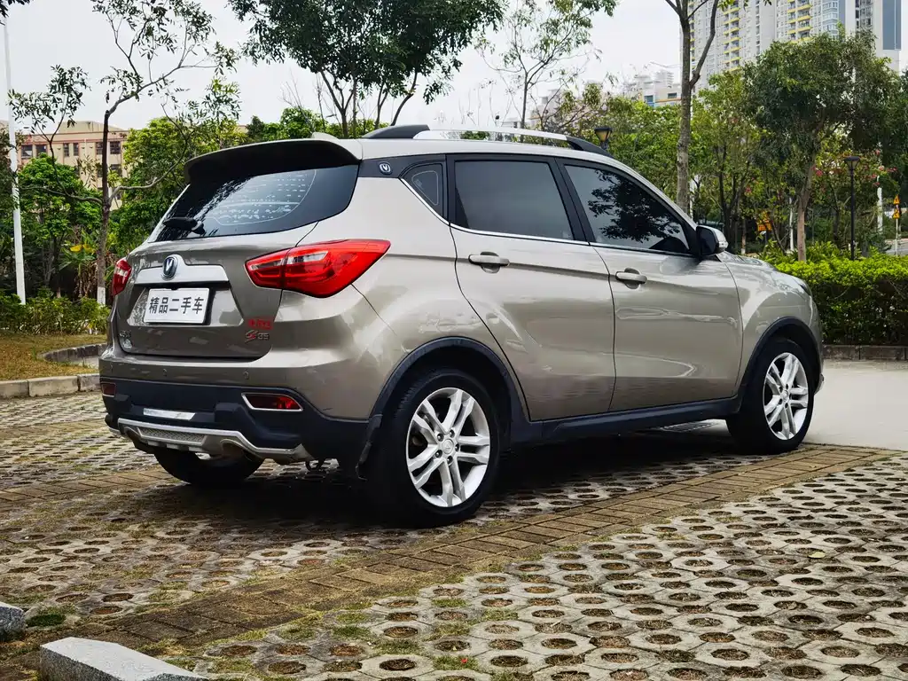 CHANGAN CS35
