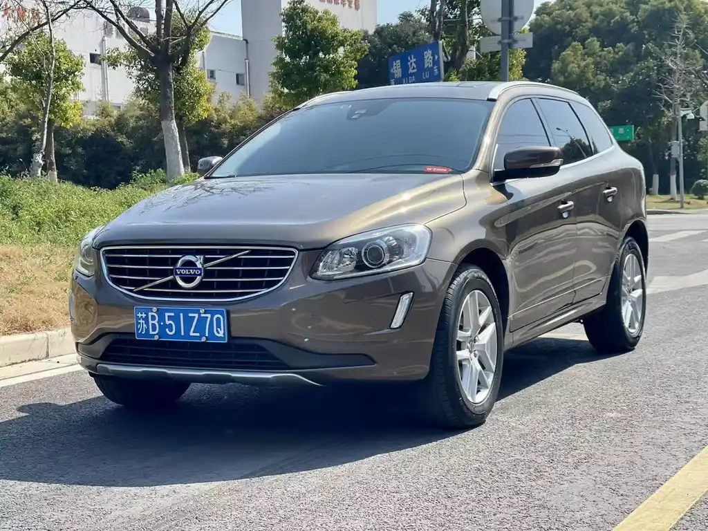 VOLVO  XC60