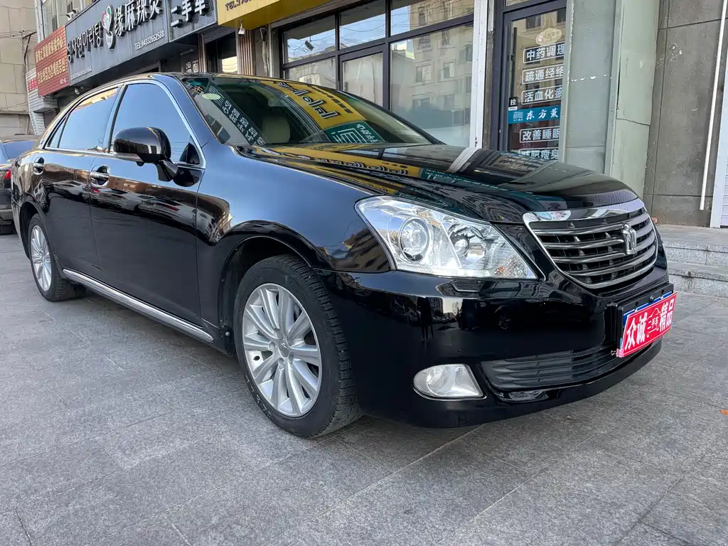Toyota Crown 2010 2.5L Royal