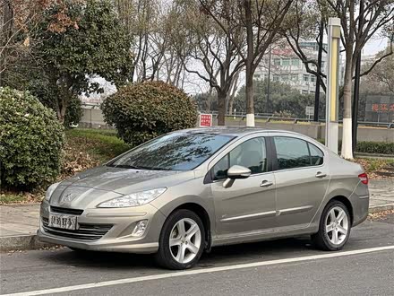 标致408 2013款 2.0L 自动豪华版