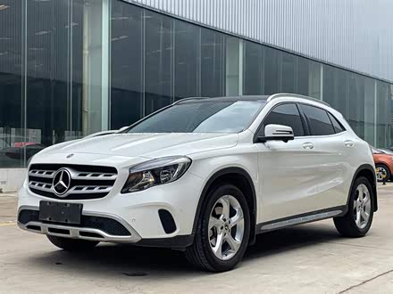 奔驰GLA 2018款 GLA 200 动感型