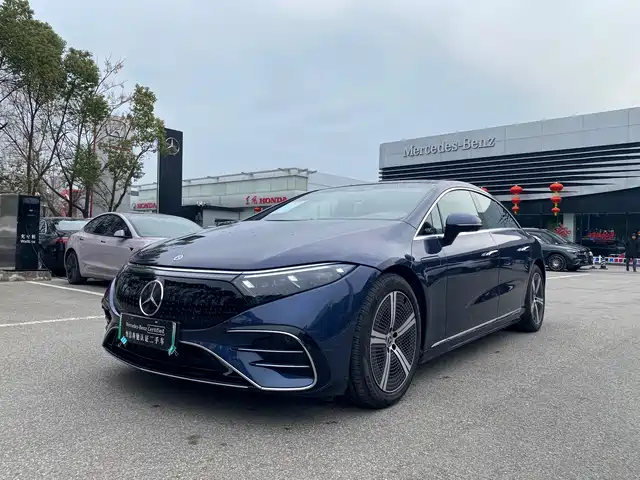 MERCEDES-BENZ  EQS 2023