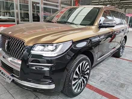 领航员 2022款 3.5T 总统版