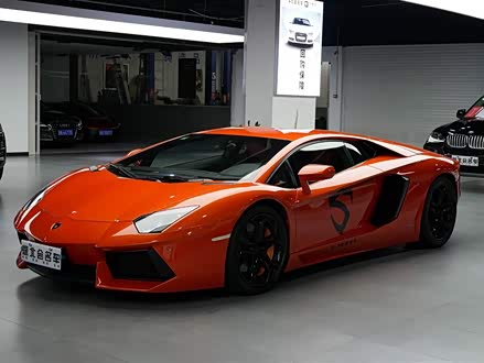 Aventador 2011款 LP 700-4