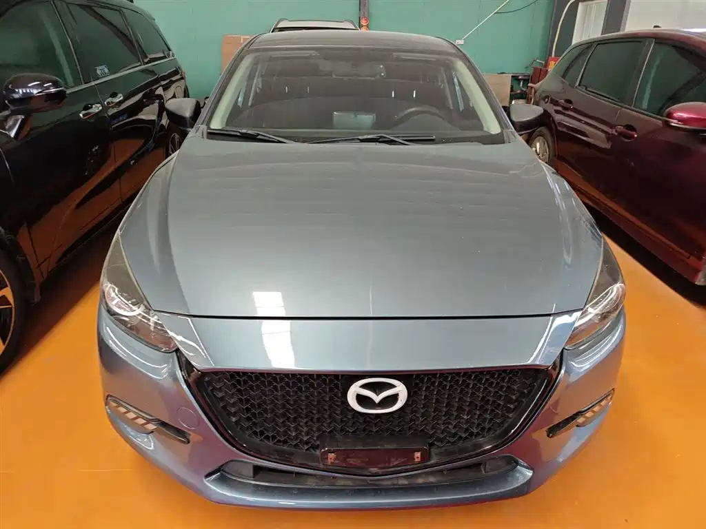 MAZDA  3 ANGKESAILA