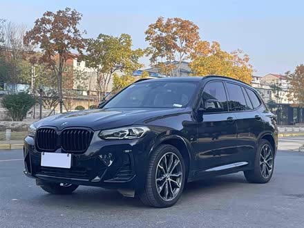 宝马X3 2022款 xDrive30i 领先型 M曜夜套装