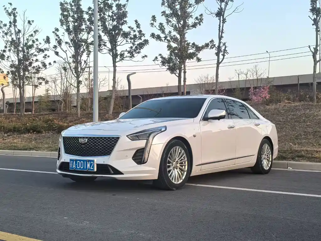 Кадиллак CT6 2021 года 28T Элитная версия 57000 km 2021
