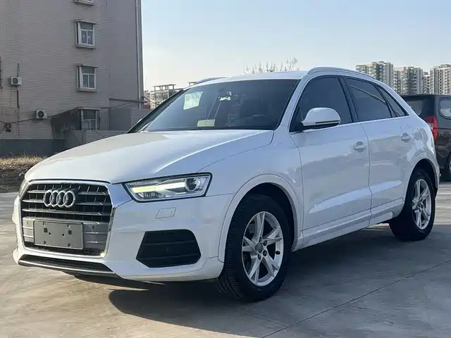AUDI  Q3 2017