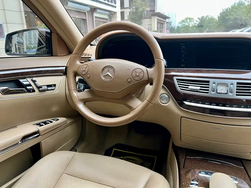 Mercedes-Benz S-Class S 2010 S 300 L