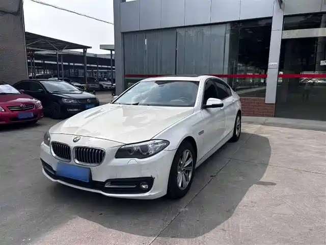 BMW  5 SERIES 2017