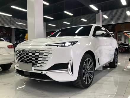 长安UNI-K 2021款 2.0T 全轮驱动尊享型