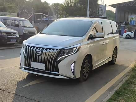 传祺M8 2021款 领秀系列 390T 尊享版
