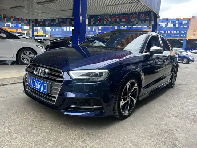 AUDI  S3 2019