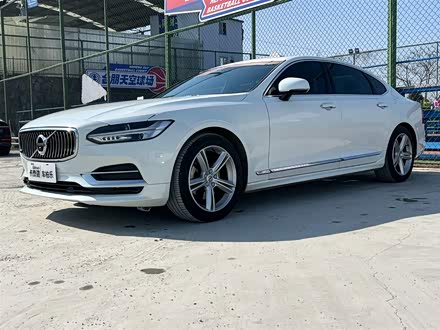 沃尔沃S90 2019款 T4 智逸版