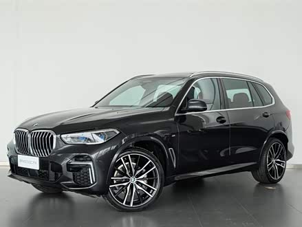 宝马X5 2022款 xDrive 30Li 尊享型M运动套装