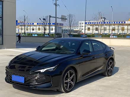 MG7 2023款 2.0T 自动Trophy+激擎耀世版