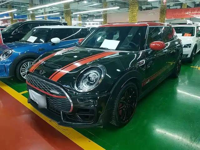 MINI  JCW CLUBMAN 2021