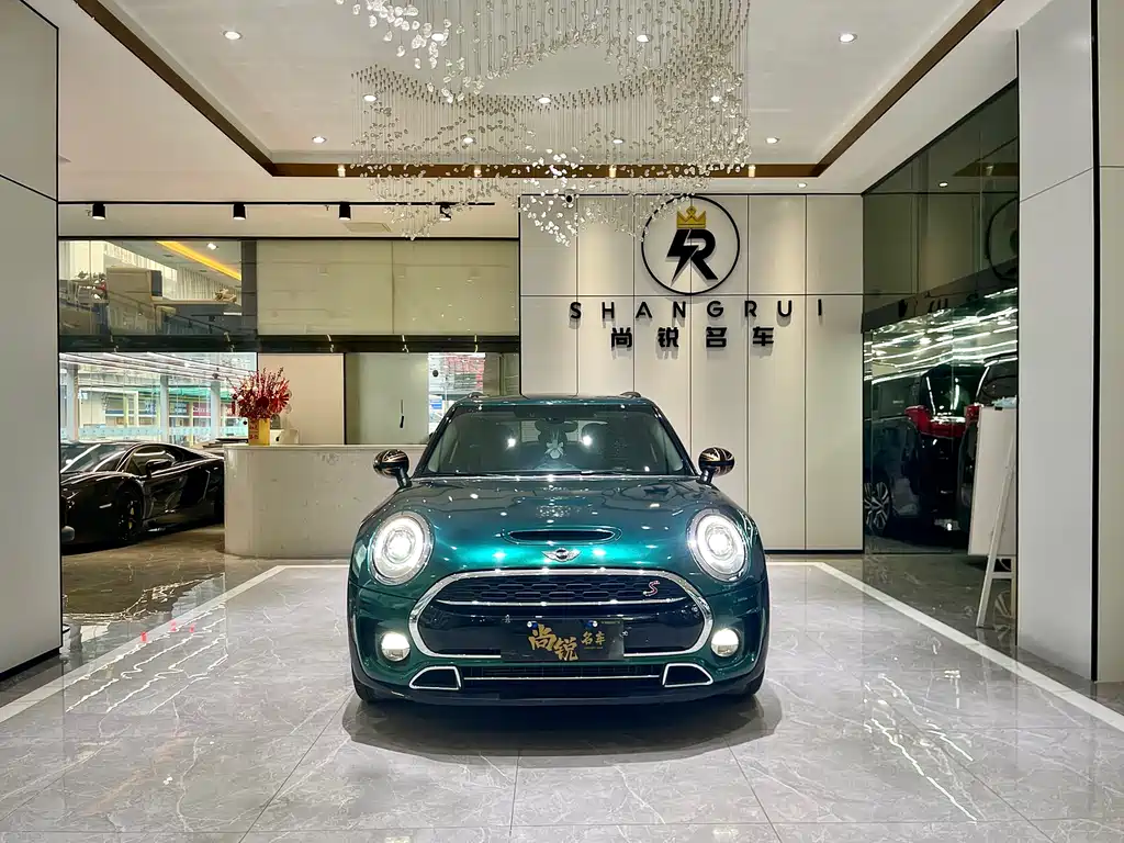 MINI  CLUBMAN