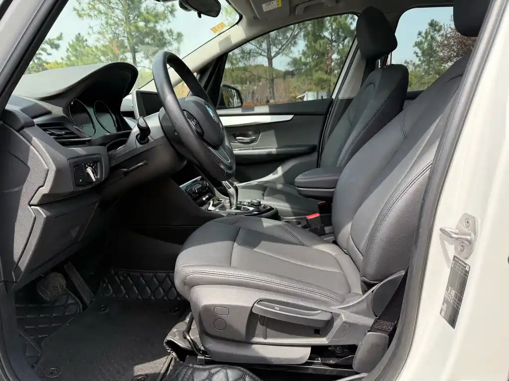 BMW 2 SERIES MULTIFUNCTIONAL STATION WAGON