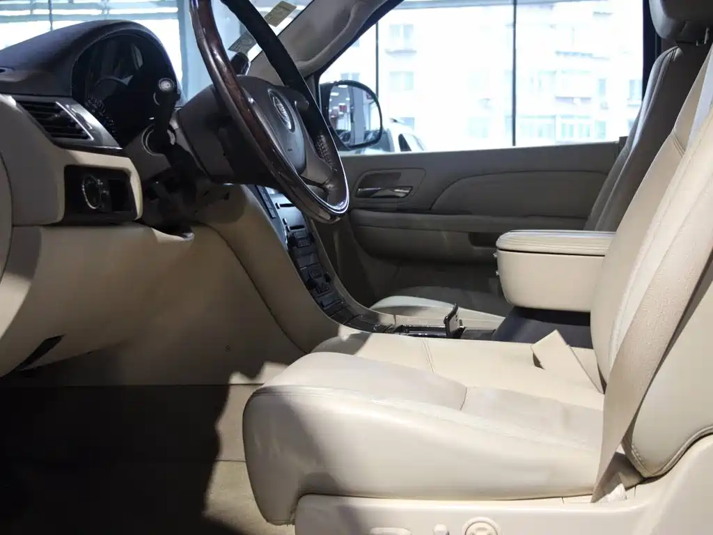 Cadillac Escalade 2008 6.2 AWD