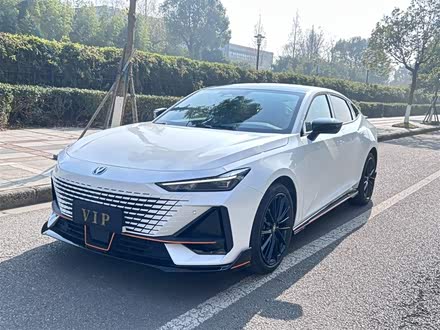 长安UNI-V 2023款 1.5T 运动版