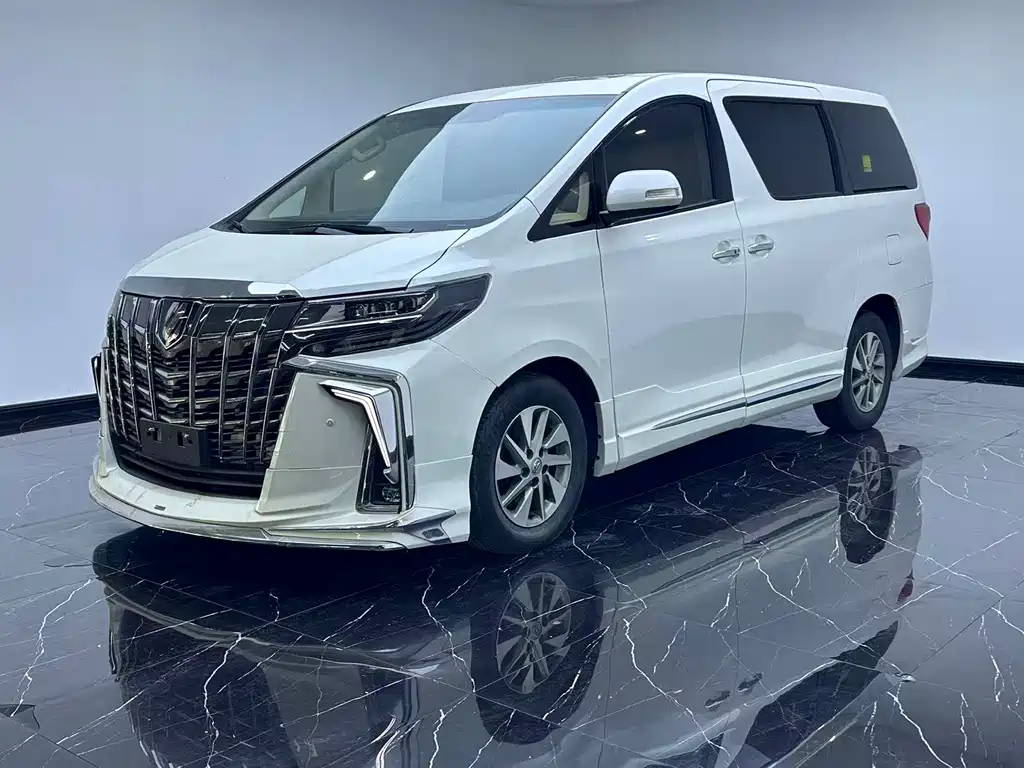 Купить Toyota Alphard