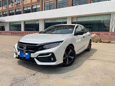 思域 2021款 HATCHBACK 220TURBO CVT潮酷控