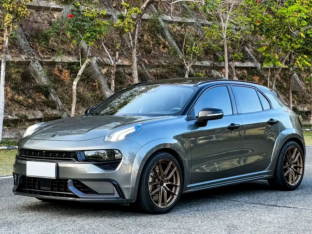 Lynk & Co 02 Хэтчбек 2022 года 2.0TD Pro 60000 km 2022