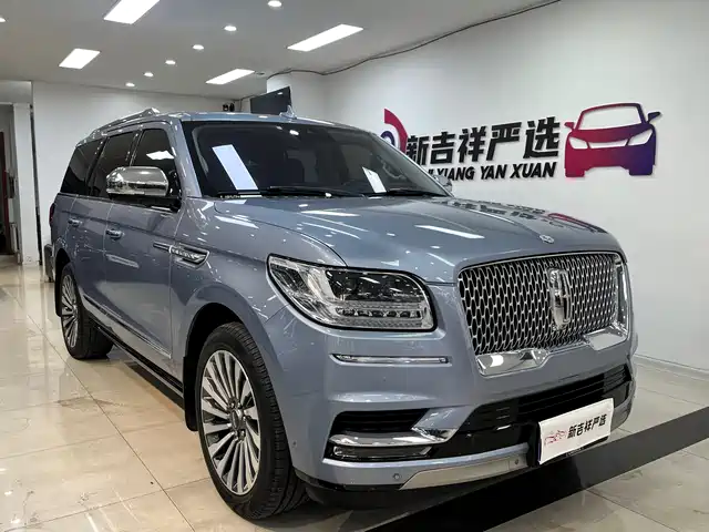 LINCOLN NAVIGATOR 2020